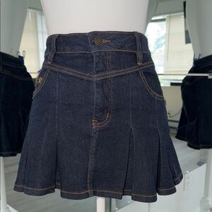 Windsor Dark Wash Denim Pleated Mini Skirt